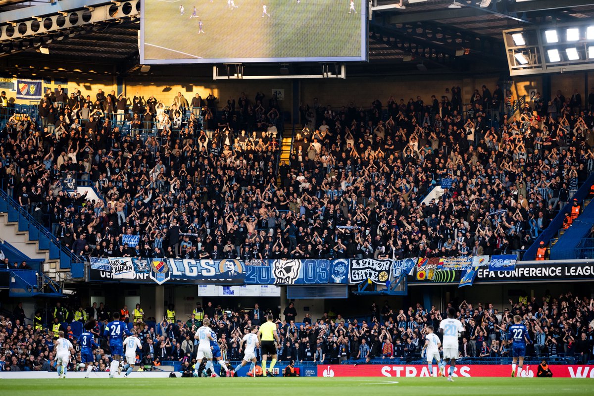FotbollSthlm's tweet photo. Djurgårdens hörna. https://t.co/s4WFP4wBcA