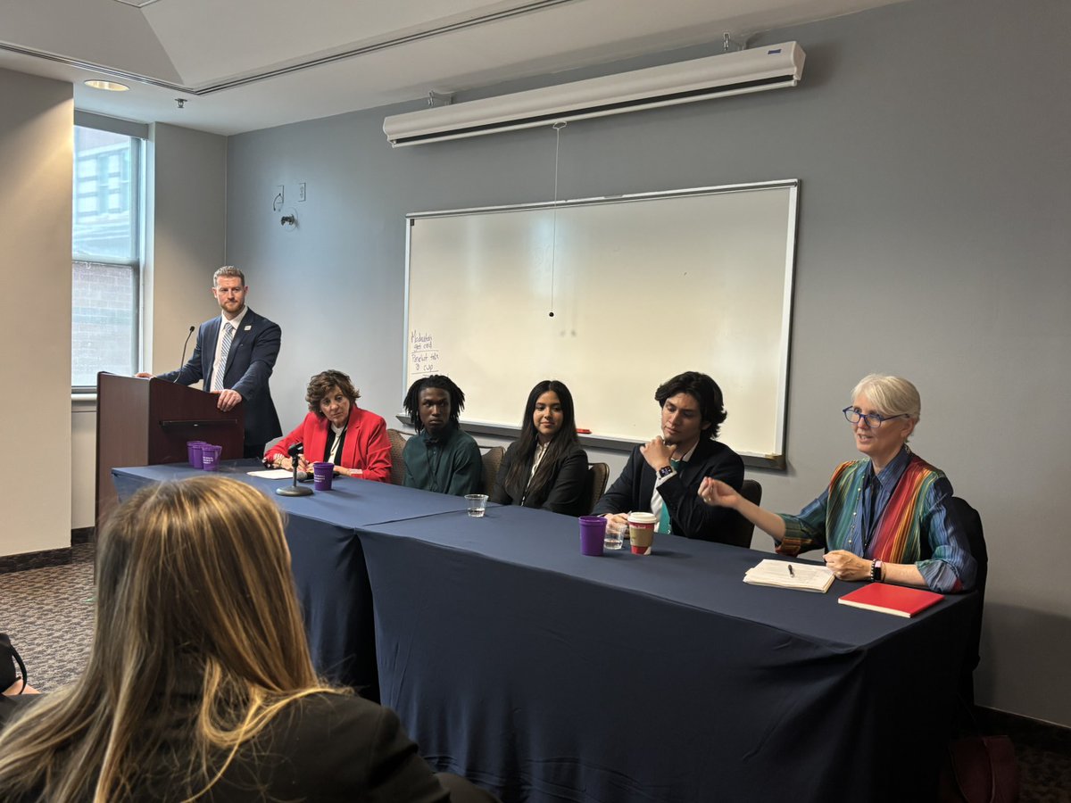 Student ambassadors and leaders from <a href="/WeareSparkNC/">sparknc</a> &amp; <a href="/CityWorksDC/">CityWorks DC</a> showcased how tech-focused education models and a modern youth apprenticeship program are redefining career exploration and implementation for youth at the #NationalPathwaysSummit!
