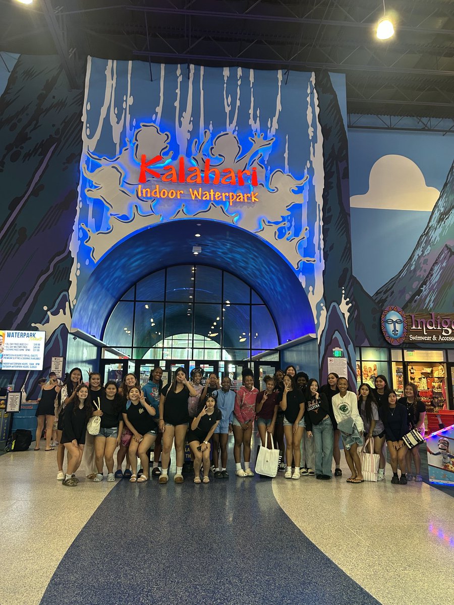 ConnallyHSVB (@chsvbdigdeep) on Twitter photo Fun way to bring the school year to a close and celebrate our upcoming volleyball season! 💚🏐🌊 <a href="/PfISDAthletics/">PfISD Athletics</a> <a href="/KalahariResorts/">Kalahari Resorts & Conventions</a> Fun way to bring the school year to a close and celebrate our upcoming volleyball season! 💚🏐🌊 <a href="/PfISDAthletics/">PfISD Athletics</a> <a href="/KalahariResorts/">Kalahari Resorts & Conventions</a>