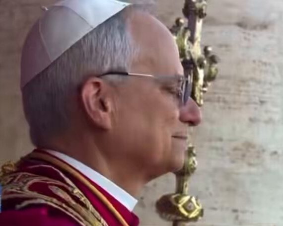 El Señor mismo marchará al frente de ti y estará contigo; nunca te dejará ni te abandonará. No temas ni te desanimes.
Deuteronomio 31,8
#Completas