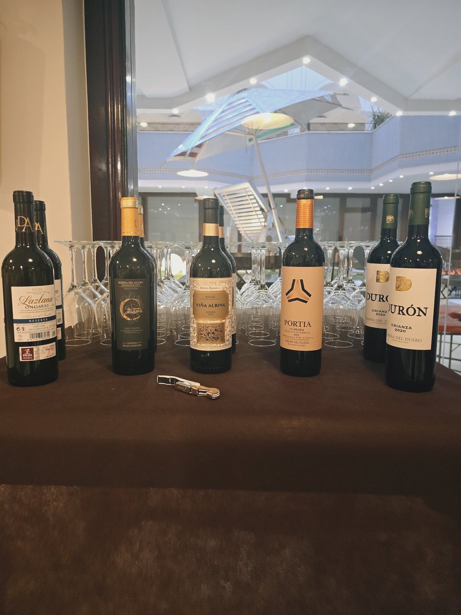 Our goodbye party is ready! We have an 8kg leg of Jamón iberico de Reserva and 6 varieties of wine. We have a specialist who will cut it and explain the process!

ℹ️ Killer Chess Training camp is taking place from 3-9 May in Hotel Zoraida Garden, Roquetas de Mar 🇪🇸
<a href="/killer_chess/">Killer Chess Training</a>