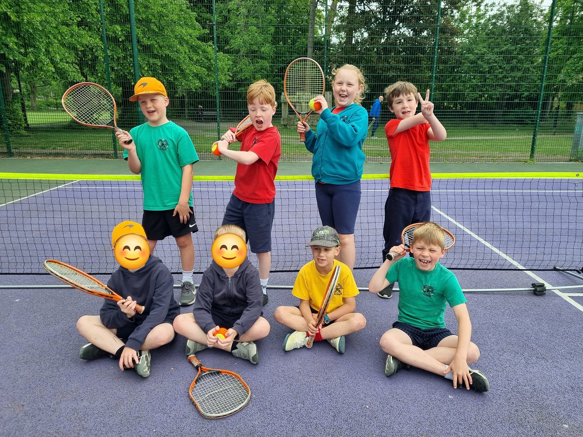 Castle Mead School tweet media