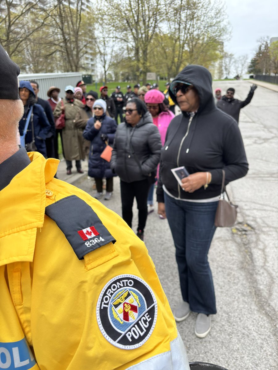 TPS43Div's tweet image. Today, we joined hands for the ‘Unity in Community’ Prayer Walk, bringing together hearts and minds from several neighbourhoods.
Walking in faith, we embraced peace, love, and unity.
Together, we rise. #UnityInCommunity #FaithWalk #SpreadLove #EmbracePeace #TPS 
Blaise Kurucz