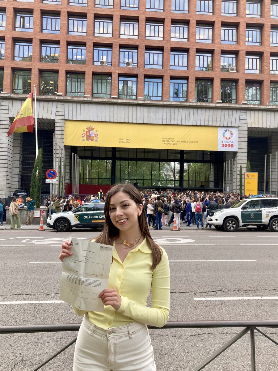 lalch_'s tweet photo. R1 de pediatría en Castellón!! 🤩👶🏼🧸🍼🩺🌈 https://t.co/GVBQ8OBs2t