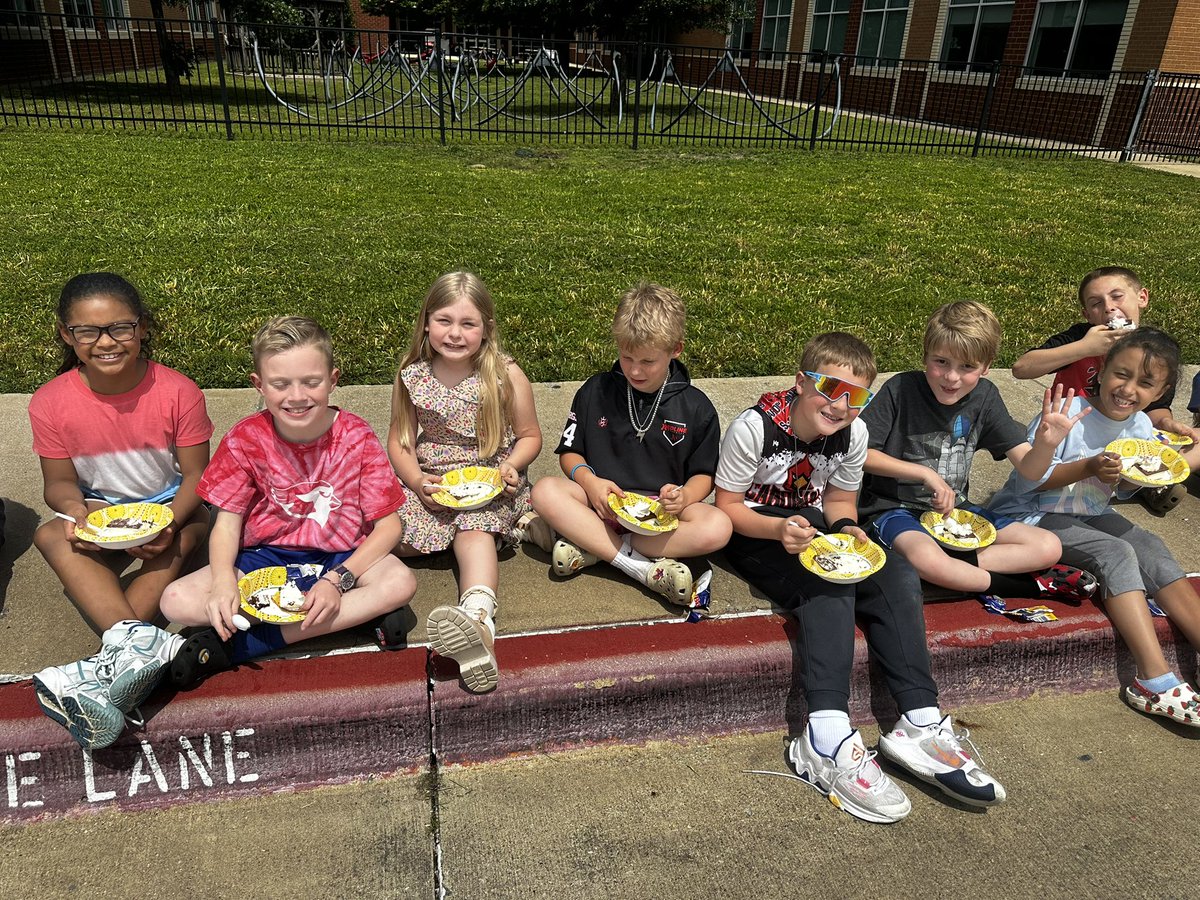 Ice cream 🍦 day today! We read about the history of ice cream, created an ice cream sundae using fractions, and ended the day outside with ice cream sundaes!