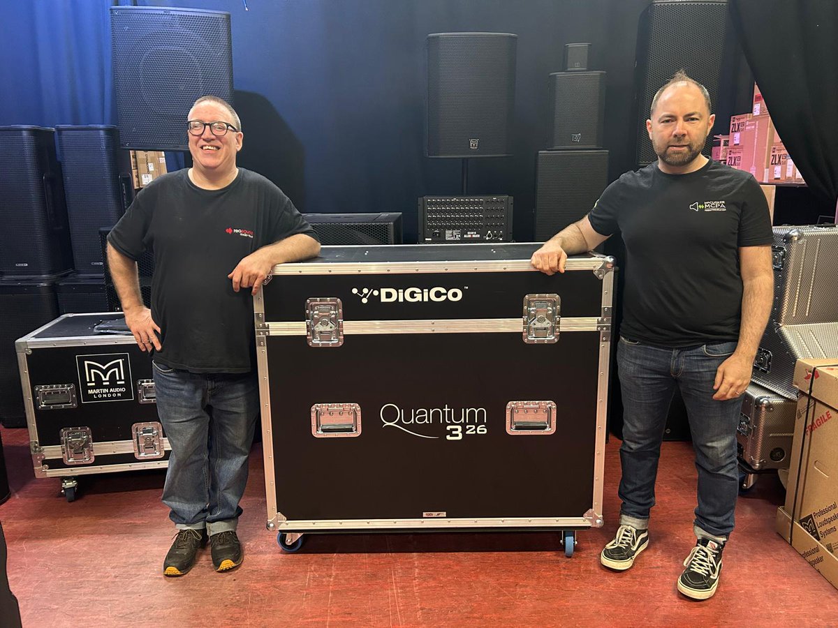 Barry from MCPA in collecting their new @DiGiCo_Official Quantum 326 today with Gerard! 

We really hope you enjoy.
bit.ly/3ZFjmxM