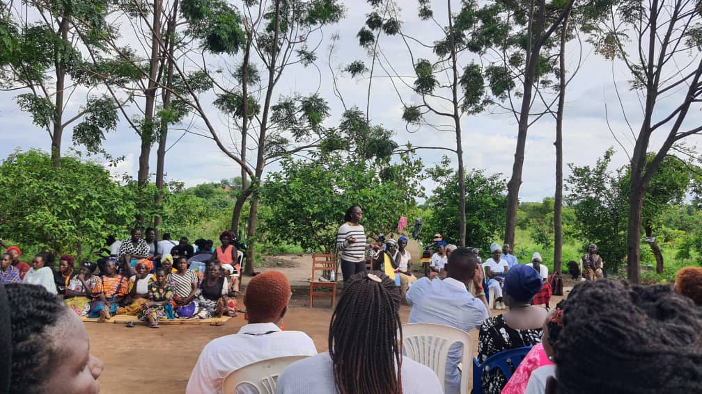 #CivifundAnnualLearningConvening. The Dero Wa(Dero is traditional storage in Acoli) commission seed bank Agronomist,  Ms.   talking about the importance of preserving the indigenous seeds and plants in our communities in Northern Uganda. <a href="/CivFund_/">CIVFUND</a> <a href="/PamelaAngwech/">Pamela Angwech</a>