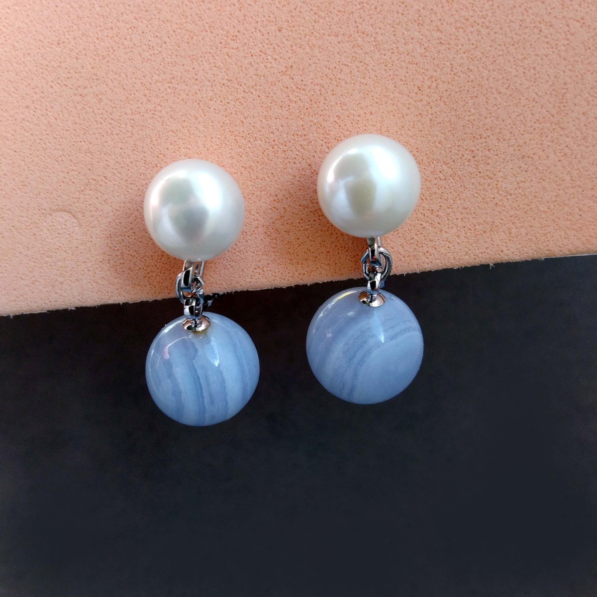 Blue Chalcedony Ball Freshwater Pearl Dangling Earring, Vendome Boutique Gemstone Screw Back Earrings, Vintage Jewelry 1980s etsy.me/4iWOyk1 через <a href="/Etsy/">Etsy</a>