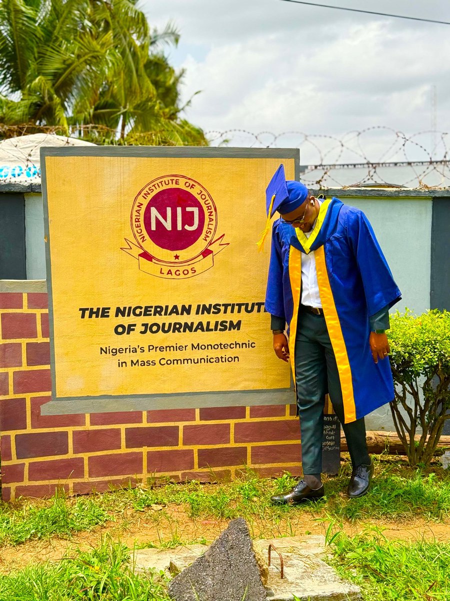 biodun_alao's tweet photo. Official — Post-Graduate Diploma in Journalism from the Nigerian Institute of Journalism (NIJ), Lagos.  @official_NIJ @YinkaFafoluyi @Onodjaeefemena https://t.co/20z5v0pMWC