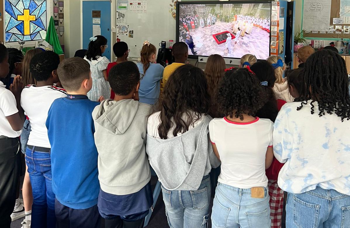 Today, we stood together for the two minutes’ silence to commemorate VE Day with quiet respect🇬🇧 #StPetersBritishValues
