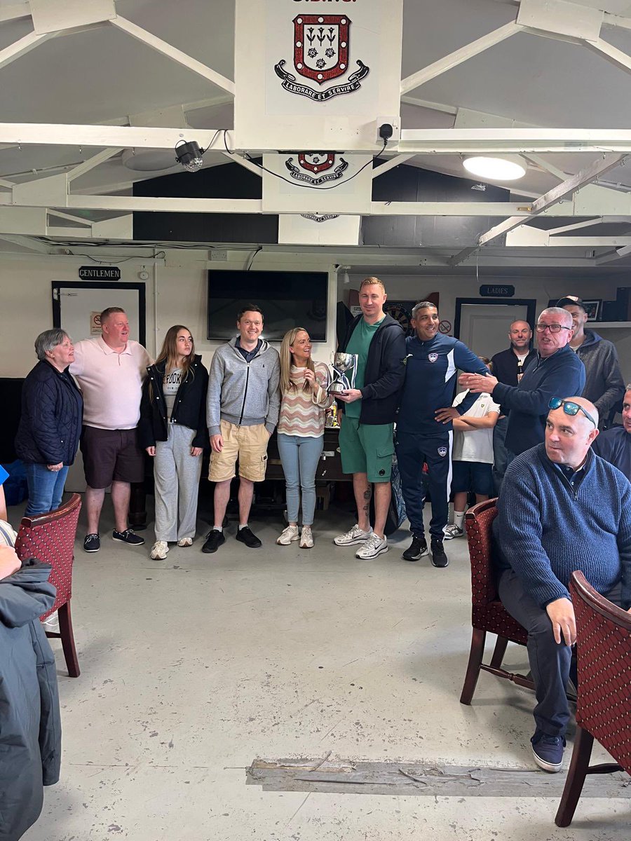JKSILVERTOWNFC's tweet photo. Thank you @Canning_town_fc vets for asking us to play in the Mouse cup 🏆 raising money for @alzheimerssoc 💙 (

Mouse 🙏

Always a pleasure ❤️

Great afternoon/evening had by all 🍻

Tommie ⚽️ Kev ⚽️ and Wrighty ⚽️with our goals 

UP THE JK https://t.co/DJ11kKvMfC