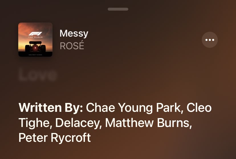 ihatedozens's tweet image. ROSÉ IS CREDITED AS THE PRIMARY WRITER OF MESSY!!

MESSY OUT NOW
#ROSÉ #MESSYbyROSÉ
@numberoneHQ