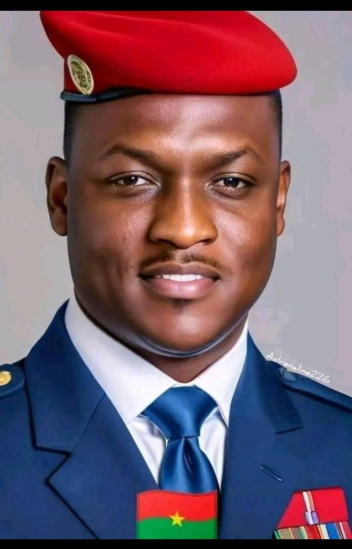 The new President of Afrika has just landed in Moscow..