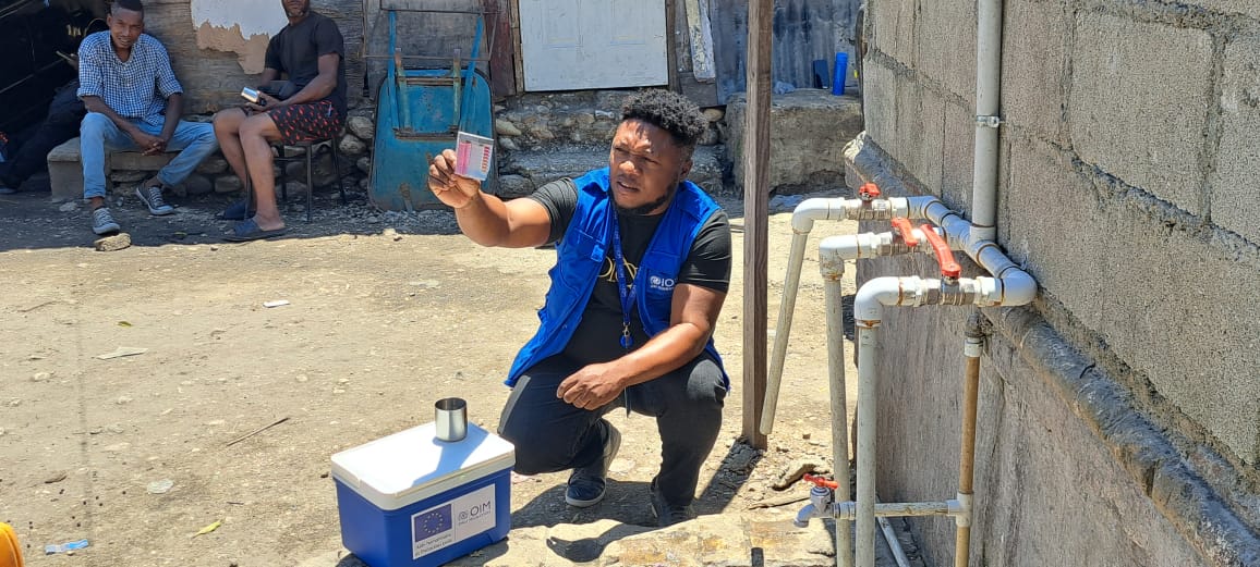 IOM Haiti (@iomhaiti) on Twitter photo Water treatment demonstration sessions help displaced families adopt safe practices to protect their lives from contaminated water.
This approach is part of efforts to contain the spread of cholera across overcrowded sites, thanks to <a href="/eu_echo/">EU Civil Protection & Humanitarian Aid 🇪🇺</a> support.
<a href="/EUDelegationHt/">L’Union européenne en Haïti</a> <a href="/ECHO_LatAm/">EU Humanitarian Aid | Latin America & Caribbean</a> Water treatment demonstration sessions help displaced families adopt safe practices to protect their lives from contaminated water.
This approach is part of efforts to contain the spread of cholera across overcrowded sites, thanks to <a href="/eu_echo/">EU Civil Protection & Humanitarian Aid 🇪🇺</a> support.
<a href="/EUDelegationHt/">L’Union européenne en Haïti</a> <a href="/ECHO_LatAm/">EU Humanitarian Aid | Latin America & Caribbean</a>