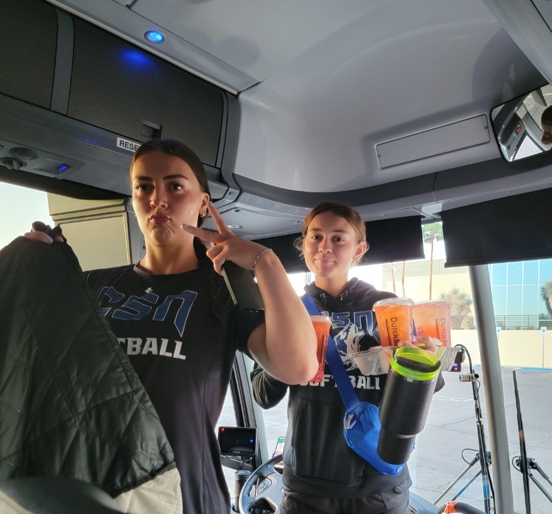 Rick Christopher (@coachrc16) on Twitter photo Yotes on the move to the 🌵 state for Regionals! It's a postseason type of trip w/Dutch hitting just right. See y'all in AZ. ✌️ out ........
<a href="/CamrynHunkins/">Camryn Hunkins</a> <a href="/London_lamb7/">London Lamb</a>
<a href="/MattiMoTG2024/">Matti Mauzey</a>
CSN🥎Softball | Regionals | Yotes
#JucoLife #NJCAAPostSeason Yotes on the move to the 🌵 state for Regionals! It's a postseason type of trip w/Dutch hitting just right. See y'all in AZ. ✌️ out ........
<a href="/CamrynHunkins/">Camryn Hunkins</a> <a href="/London_lamb7/">London Lamb</a>
<a href="/MattiMoTG2024/">Matti Mauzey</a>
CSN🥎Softball | Regionals | Yotes
#JucoLife #NJCAAPostSeason