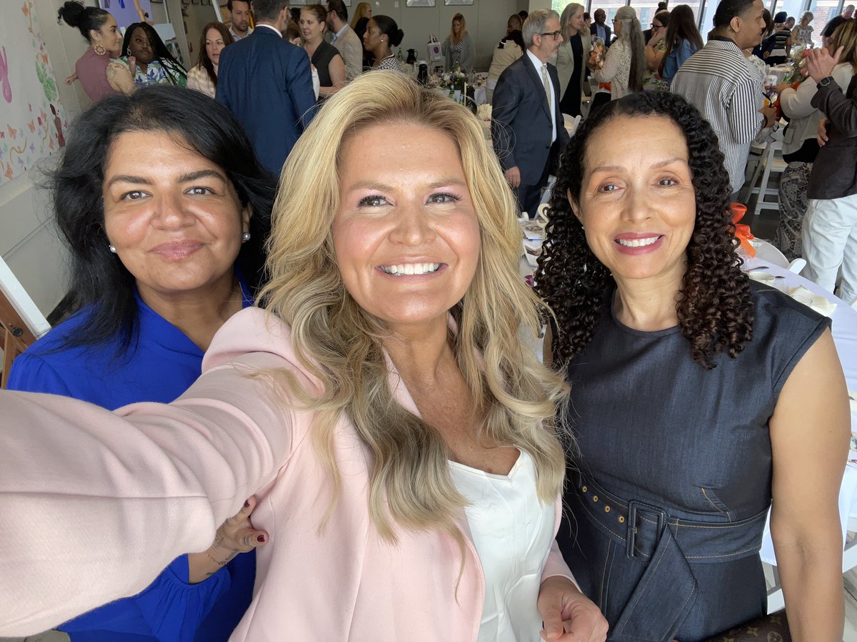 monicamoralestv's tweet photo. I had the honor to host a special Mother’s Day Breakfast at Odyssey House again!  It’s a very special place. 
 
We celebrate the incredible love and dedication of mothers raising their babies while on the path to recovery battling addiction.  @odysseyhouseny @pix11news https://t.co/Pdr9B7XsuV