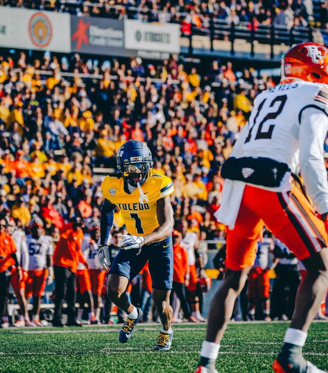 Cheyenne Harris π΄ (@h56lywood) on Twitter photo #AGTG I am truly blessed to receive an offer from the University Of Toledo. <a href="/BrooksJenkins/">Coach Jenkins</a> <a href="/Coach_AD615/">Coach Andre' Davis</a> <a href="/LoyaltyPerform/">Loyalty Performance Club</a> <a href="/PCHS_Firebirds/">Pearl Cohn Football</a> <a href="/E_Knight_5/">Eric Knight M.Ed</a> <a href="/CSmithScout/">Chris Smith</a> <a href="/shaynep_media/">Shayne Pickering</a> <a href="/SeanW_247Sports/">Sean Williams</a> #AGTG I am truly blessed to receive an offer from the University Of Toledo. <a href="/BrooksJenkins/">Coach Jenkins</a> <a href="/Coach_AD615/">Coach Andre' Davis</a> <a href="/LoyaltyPerform/">Loyalty Performance Club</a> <a href="/PCHS_Firebirds/">Pearl Cohn Football</a> <a href="/E_Knight_5/">Eric Knight M.Ed</a> <a href="/CSmithScout/">Chris Smith</a> <a href="/shaynep_media/">Shayne Pickering</a> <a href="/SeanW_247Sports/">Sean Williams</a>