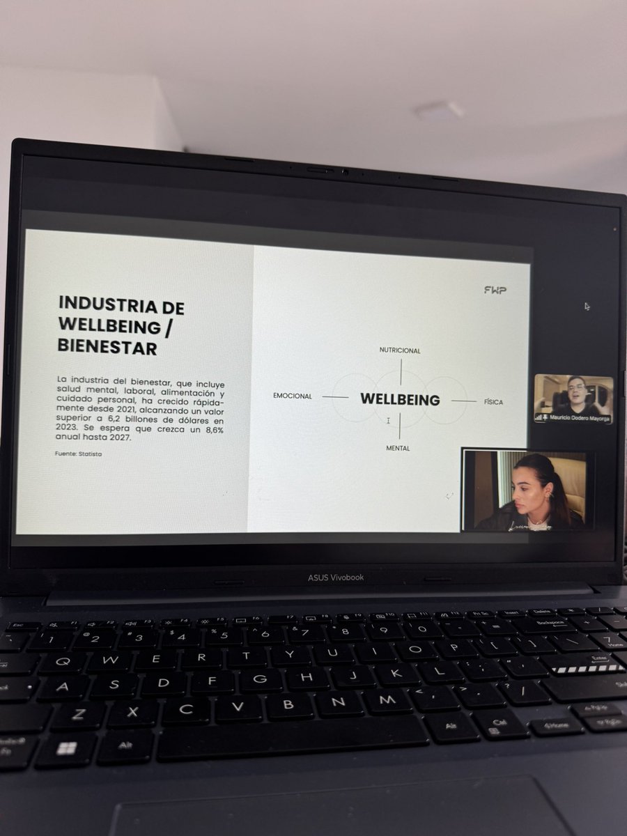 Educación 💯… 
La buena noticia es que no importa qué edad tienes en este mismo momento, todo en esta vida se aprende.