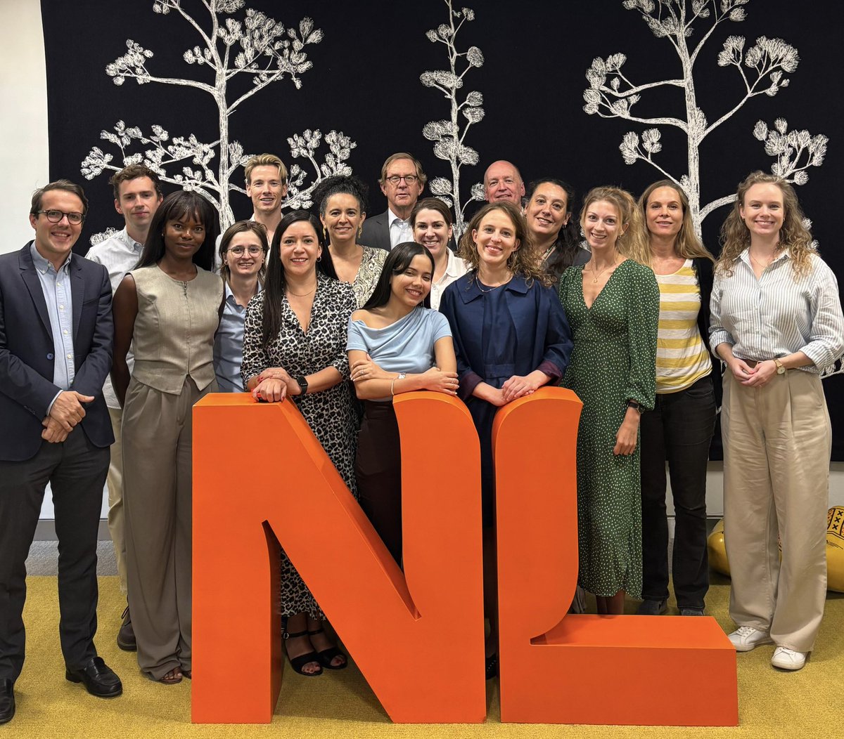 🇳🇱🇲🇽 Ambassador <a href="/wjpgeerts/">Wim Geerts</a> started his visit to Mexico with the Human Rights Regional Meeting — an inspiring exchange with colleagues from Dutch embassies in Latam 🌎
 
Vital to hear firsthand how they navigate today’s complex geopolitical landscape in advancing #HumanRights.
1/4