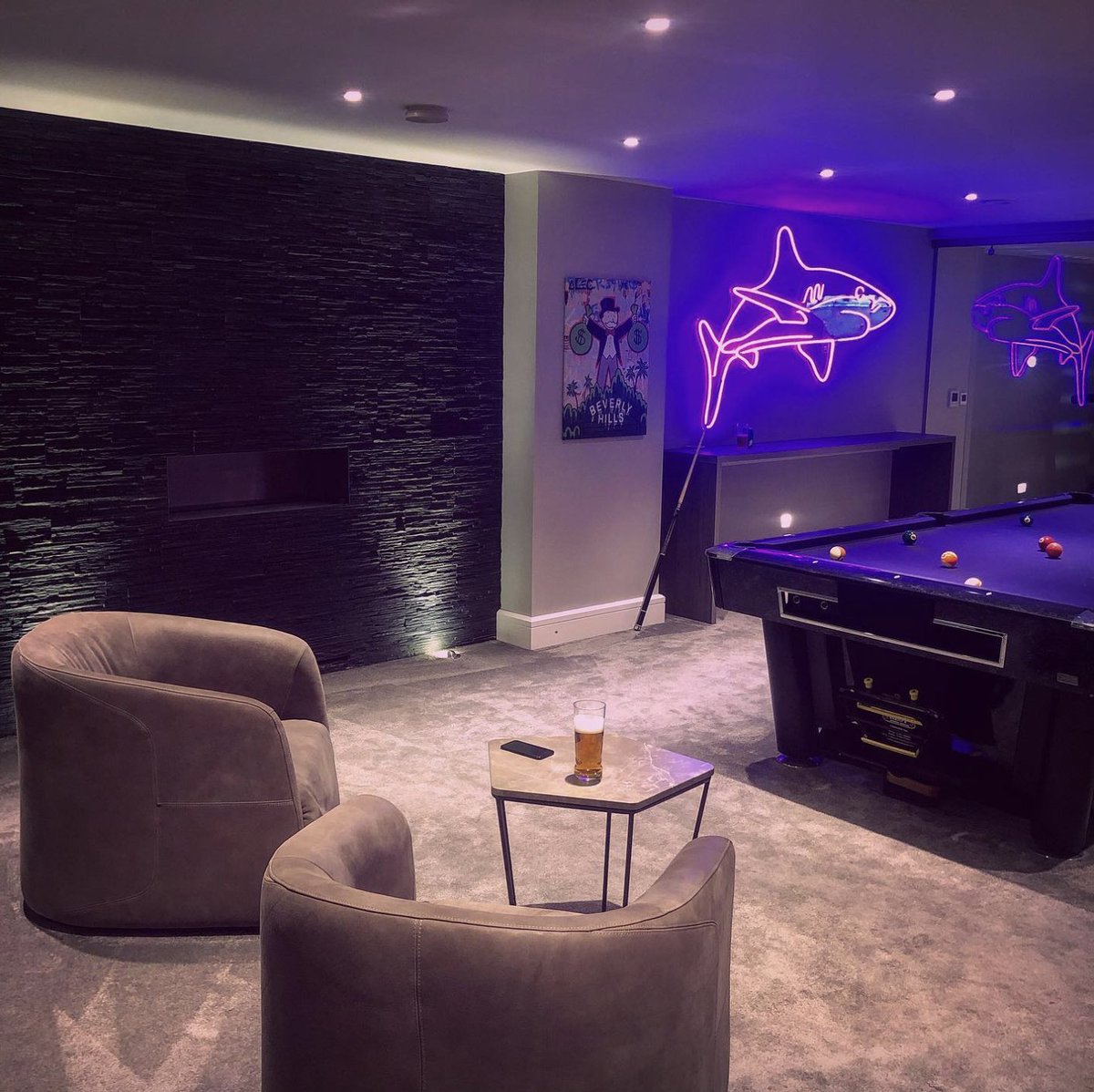 Pool with the shark.🦈🎱