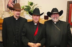 DotyFr20509's tweet image. Many years to His Grace, Bishop John of Worcester and New England on the occasion of his name day. May God preserve and protect him as he shepherds New England and the Antiochian Western Rite Vicariate.