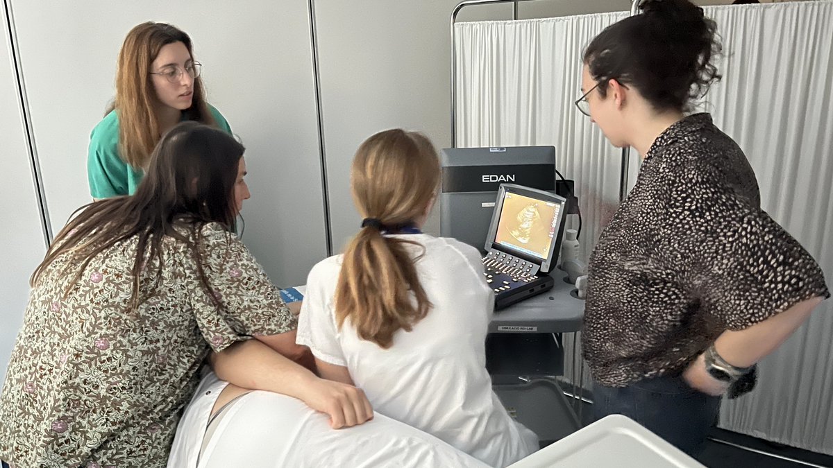 Vall d'Hebron Centre de Simulació Clínica Avançada (@simulaciovh) on Twitter photo En el Curs d’ecografia clínica en el pacient gran, metges de <a href="/vallhebron/">Vall d'Hebron</a> han practicat l'ecografia pulmonar, abdominal, vascular i l'ecocardiografia així com diferents protocols.
Enhorabona per la feina feta! 💪 En el Curs d’ecografia clínica en el pacient gran, metges de <a href="/vallhebron/">Vall d'Hebron</a> han practicat l'ecografia pulmonar, abdominal, vascular i l'ecocardiografia així com diferents protocols.
Enhorabona per la feina feta! 💪