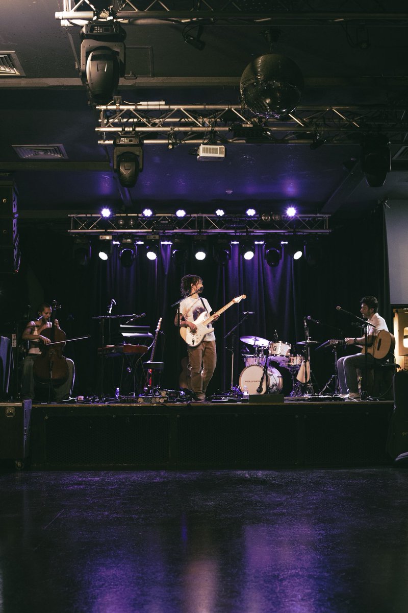 THAT WAS MY FAVOURITE PM SHOW EVER! thank you so very much for showing up from far and wide on a Saturday, i really felt the love and support! thank you to my wonderful band and team, you guys are lush! i’ll be thinking about that show for some time! love, P x

📷 <a href="/carterhowe/">carter</a>