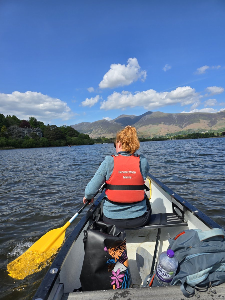 KaneBrides's tweet image. Annual paddle in the Lake District for Barnacle Goose nest counting &amp;amp; monitoring. Lots of nests found, GPS&apos;d, colour-marked adults identified &amp;amp; lots of eggs counted, measured, and weighed. Fun day with @cateden91 #monitoring