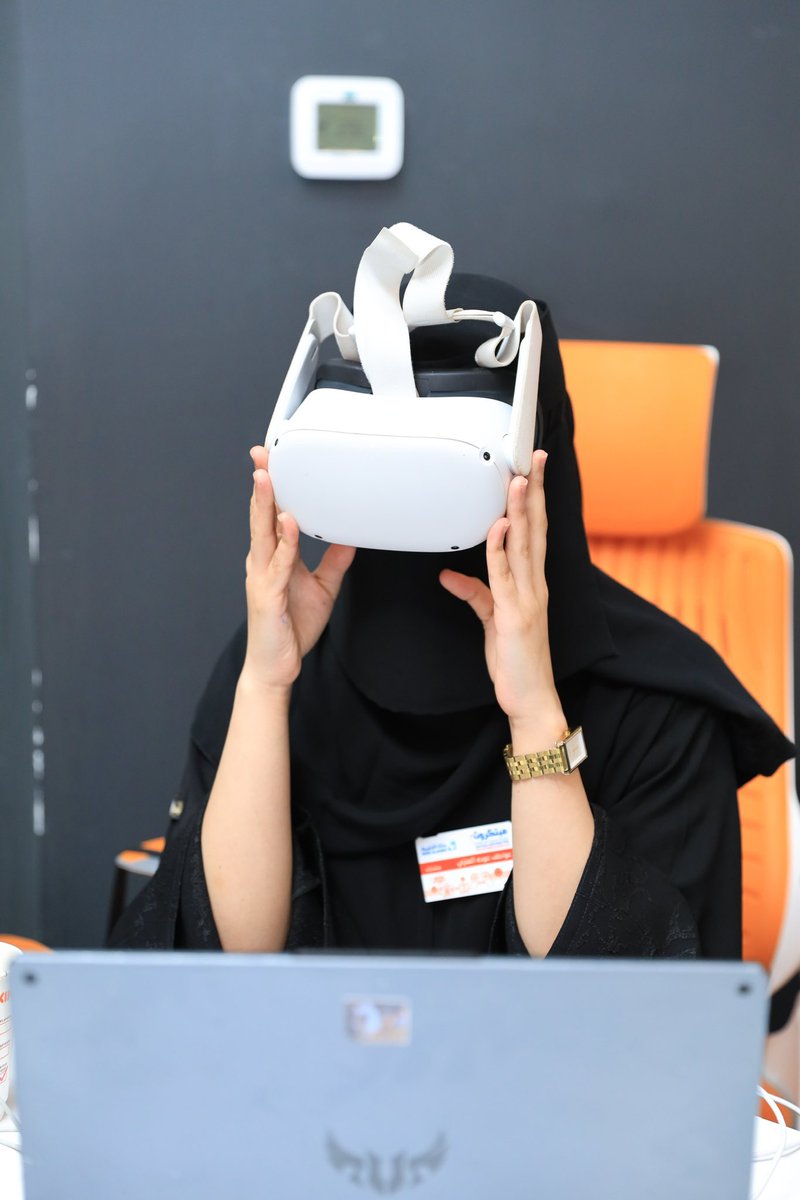 Shadows.line tweet media