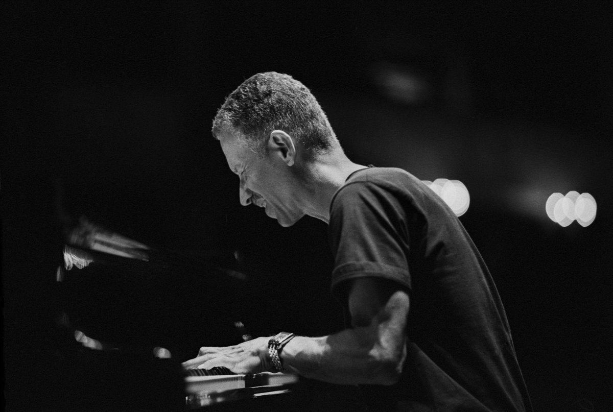 ++ New Album Coming Soon ++

The album will be released on 30 May 2025 on CD and digitally and on 2-LP on 13 June 2025. Pre-order the album now and listen to „Part V“ now: ecm.lnk.to/NewVienna