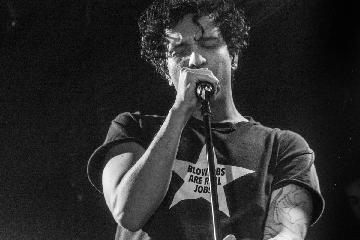 italopopper💐 tweet media