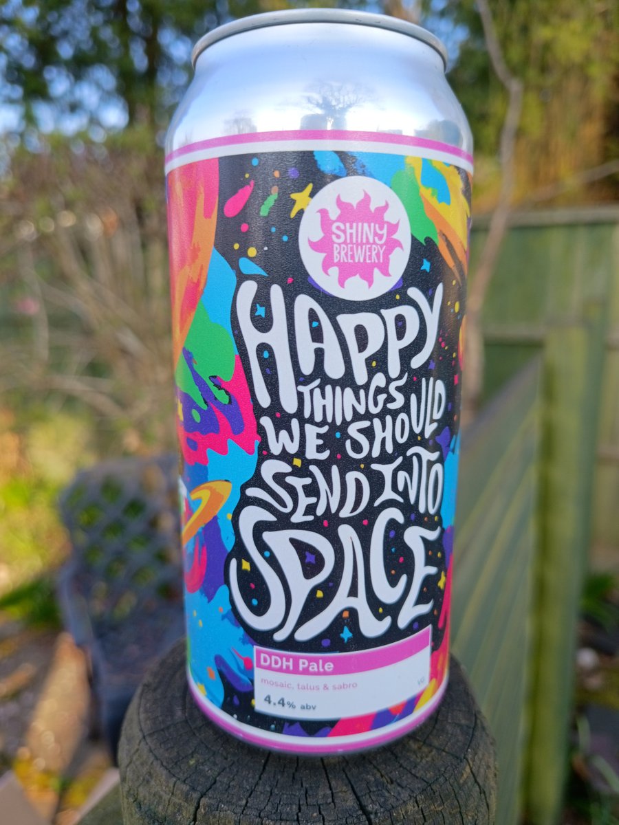 pop_star's tweet image. Happy Things We Should Send Into Space a 4.4% DDH Pale Ale from #shinybrewery Colour gold. Double Dry Hopped with mosaic, talus &amp;amp; sabro. Flavour Floral, Fruity. 7.0/10
#mosaichops
#talushops
#sabrohops
#derbyshirebeer
#paleale
#palealebeer
#beerpaleale
#craftbeerpaleale