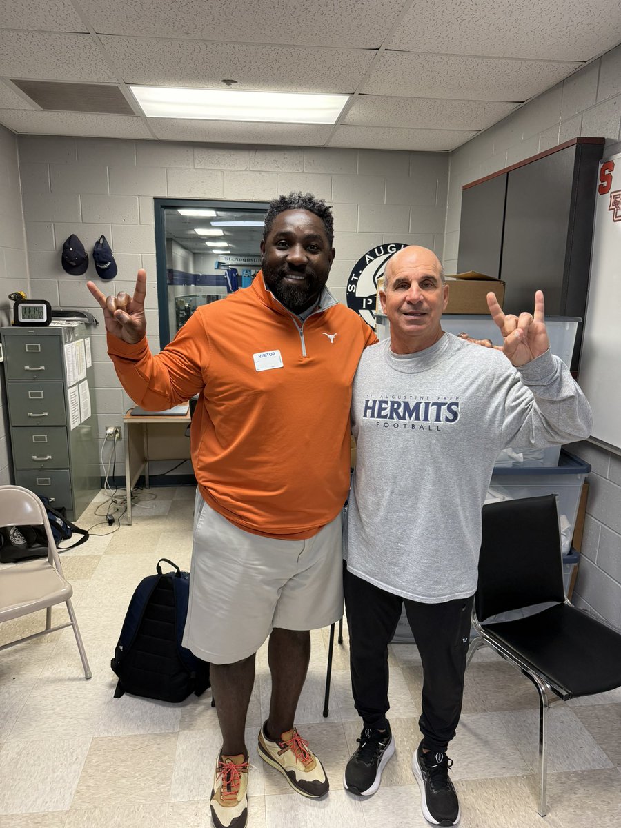 St. Augustine Prep Football (@hermitsfootball) on Twitter photo Appreciate <a href="/CoachK_Baker/">Kenny Baker</a> from <a href="/TexasFootball/">Texas Football</a> visiting us this morning! <a href="/CoachSark/">Steve Sarkisian</a> #HookEm π€
#HermitPride π Appreciate <a href="/CoachK_Baker/">Kenny Baker</a> from <a href="/TexasFootball/">Texas Football</a> visiting us this morning! <a href="/CoachSark/">Steve Sarkisian</a> #HookEm π€
#HermitPride π