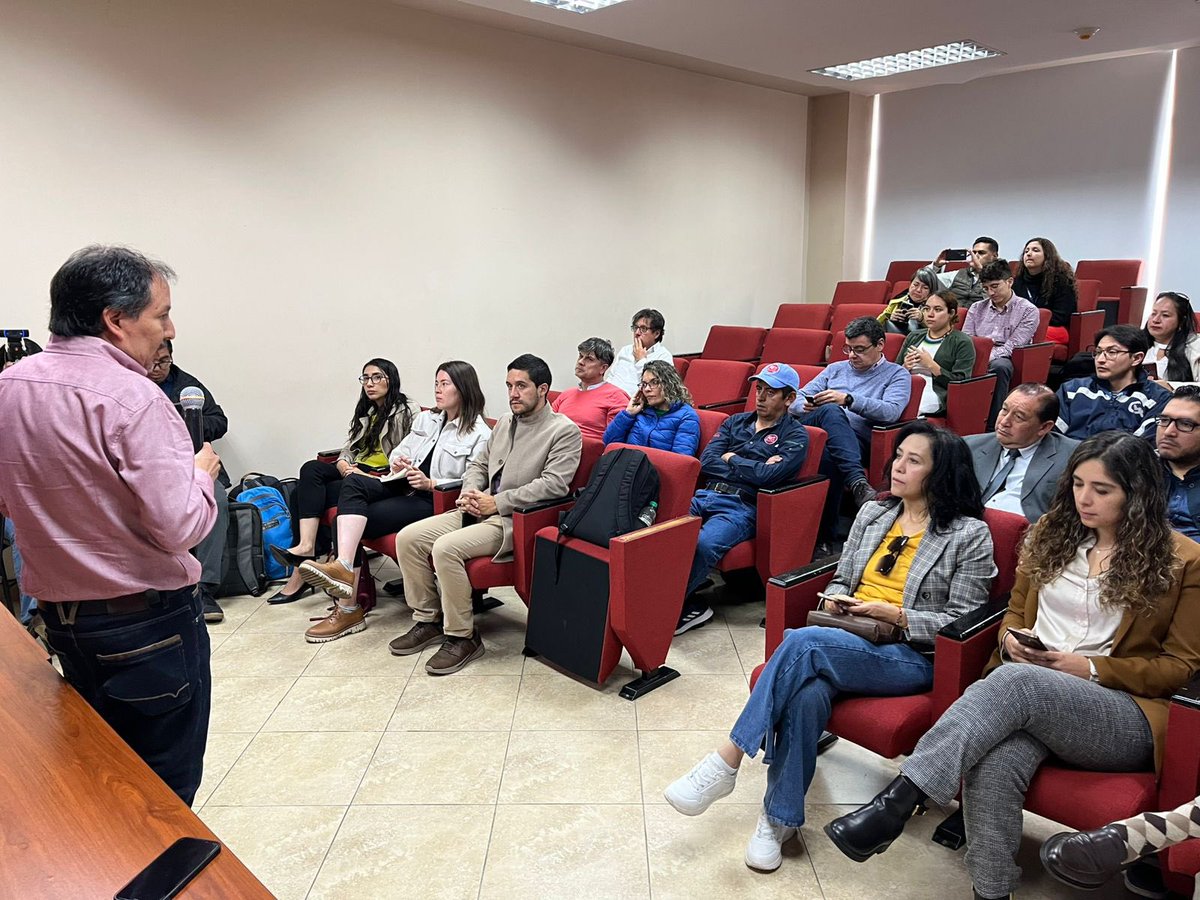ModeMat (@modematec) on Twitter photo 🔋 En el marco del piloto de movilidad eléctrica proyecto E-MOVILIZA liderado por el PhD. <a href="/LuisMiguelTorr3/">Luis Miguel Torres</a> #ModeMat, se realizó la reunión del Grupo Técnico Asesor.
📍 Expertos compartieron sugerencias para guiar la implementación y monitoreo del piloto.
#MovilidadEléctrica 🔋 En el marco del piloto de movilidad eléctrica proyecto E-MOVILIZA liderado por el PhD. <a href="/LuisMiguelTorr3/">Luis Miguel Torres</a> #ModeMat, se realizó la reunión del Grupo Técnico Asesor.
📍 Expertos compartieron sugerencias para guiar la implementación y monitoreo del piloto.
#MovilidadEléctrica