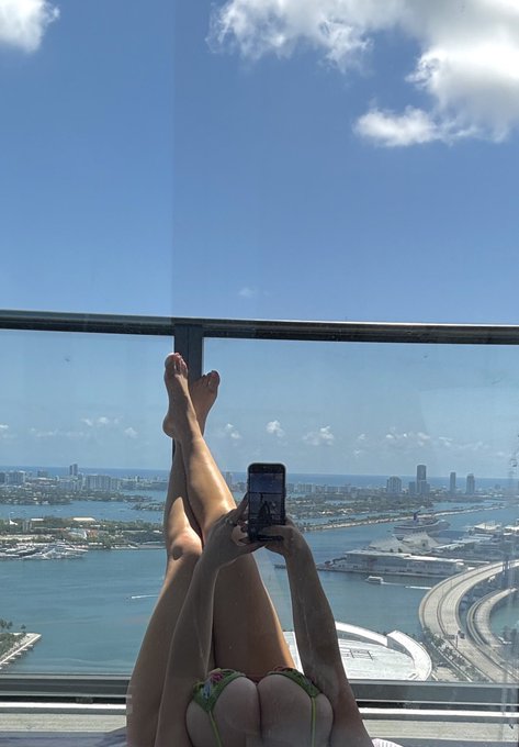 😍😍😍 https://t.co/pADsliDu6R