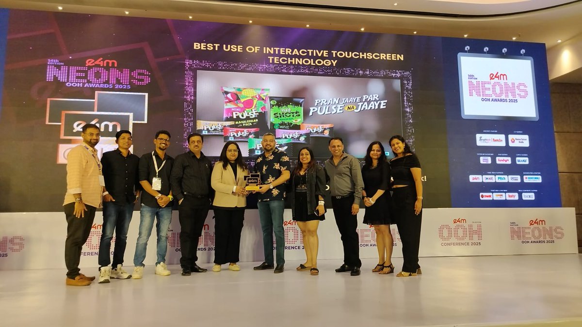 e4mevents's tweet image. 🏆 Congratulations to all the winners of the #e4mNeonsOOH Awards!👏

Category: Best Use   of Interactive Touchscreen Technology
Winner: @Legrand_IN
  @Posterscope
    @redbullindia
  @GroupMWorldwide   #DharampalSatyapalFoods @madison_ooh

#OOHAwards