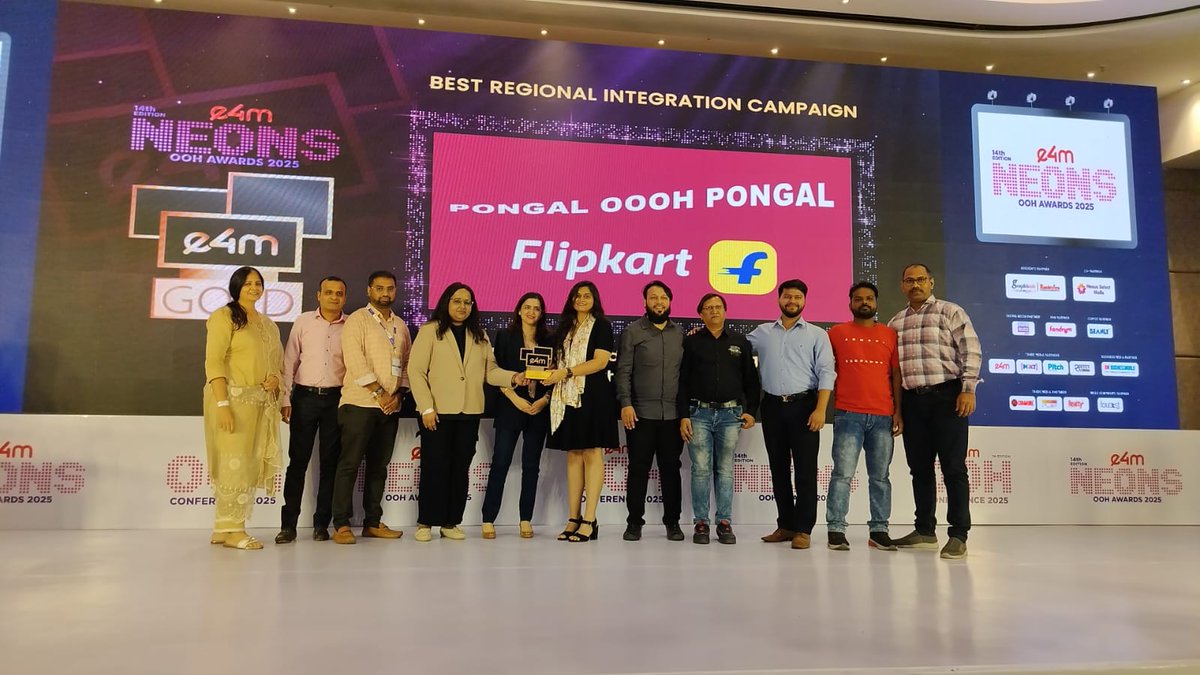 e4mevents's tweet image. 🏆 Congratulations to all the winners of the #e4mNeonsOOH Awards!👏

Category: Best   Regional Integration Campaign
Winner: #BhartiyaJantaParty  #DeshkarAdvertising   - #KarukritAdvertising   @Flipkart
  @AlakhAdvertisin

#OOHAwards