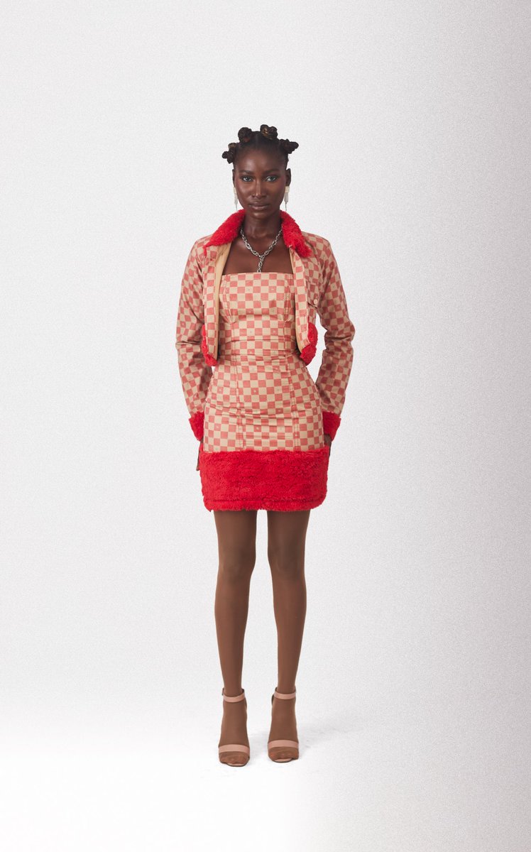 vworrld's tweet image. LOOK 9 (Miss T)
Creative director : @purplegaddafi
Photography & art direction : @Thesicknerd