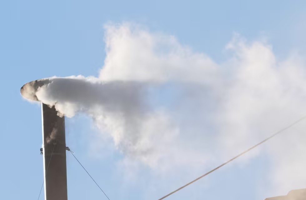 #HumoBlanco: Cardenales eligen al nuevo Pontífice que dirigirá a los más de 1300 millones de fieles de la Iglesia Católica.
youtube.com/live/TBCeG6z1B…