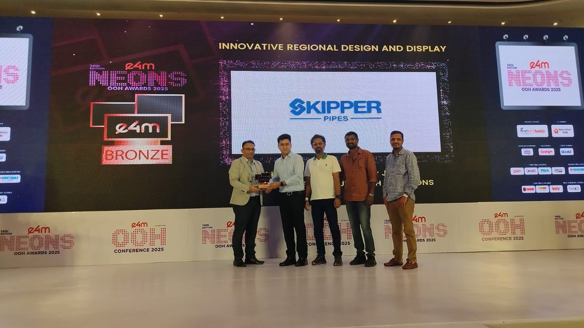 e4mevents's tweet image. 🔥 Big applause for the champions of OOH!

Category: Innovative   Regional Design and Display
Winner: @SkipperPipes
  @GroupMWorldwide   @havellsindia
  @Posterscope

#OOHAwards #e4mNeonsOOH #CreativeImpact
