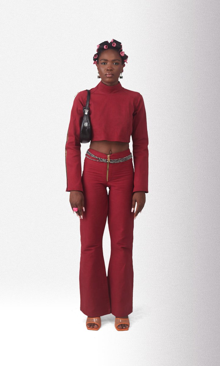 vworrld's tweet image. LOOK 12 (Elektra)
Creative director : @purplegaddafi
Photography & art direction : @Thesicknerd