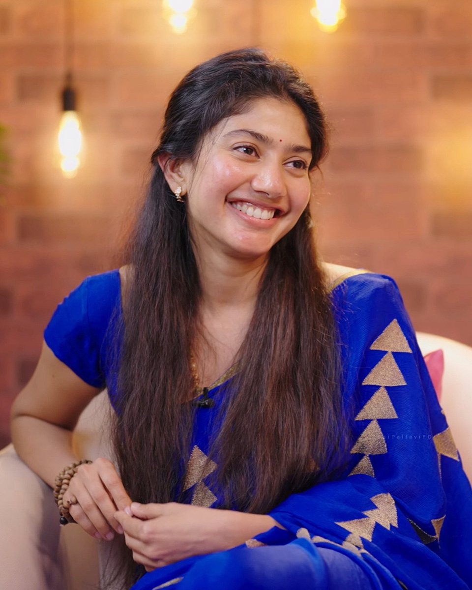 Rafi sk (@gymf907) on Twitter photo Advance b'day wishes bangaram <a href="/Sai_Pallavi92/">Sai Pallavi</a> 😍😘♥️ alane navvuthu untu manchi movies chesthu andarini entertain chesthu undandi love u 🤗🤗
#HBDSaiPallavi #SaiPallavi Advance b'day wishes bangaram <a href="/Sai_Pallavi92/">Sai Pallavi</a> 😍😘♥️ alane navvuthu untu manchi movies chesthu andarini entertain chesthu undandi love u 🤗🤗
#HBDSaiPallavi #SaiPallavi