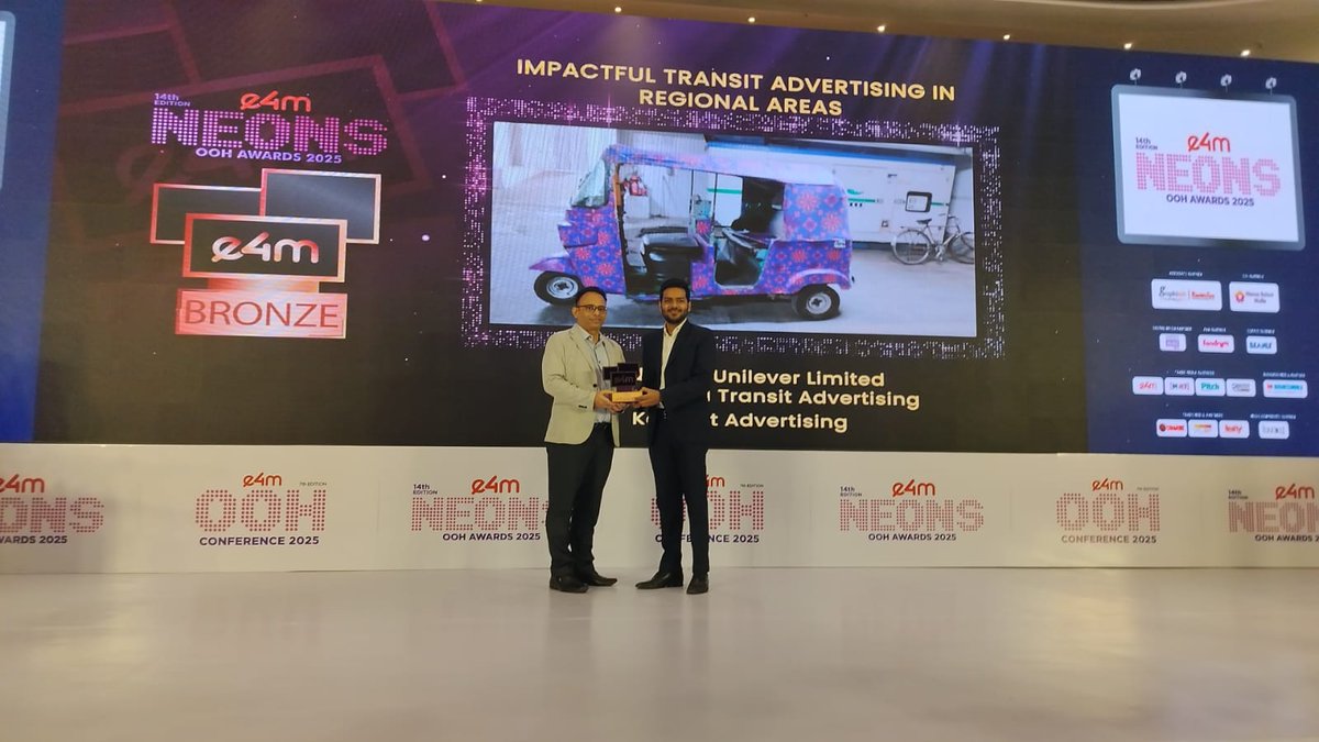 e4mevents's tweet image. 🏆 Congratulations to all the winners of the #e4mNeonsOOH Awards!👏

Category: Impactful   Transit Advertising in Regional Areas
Winner: @HUL_News
  #KarukritAdvertising   @nammayatri
  #BrandOnWheelz

#OOHAwards