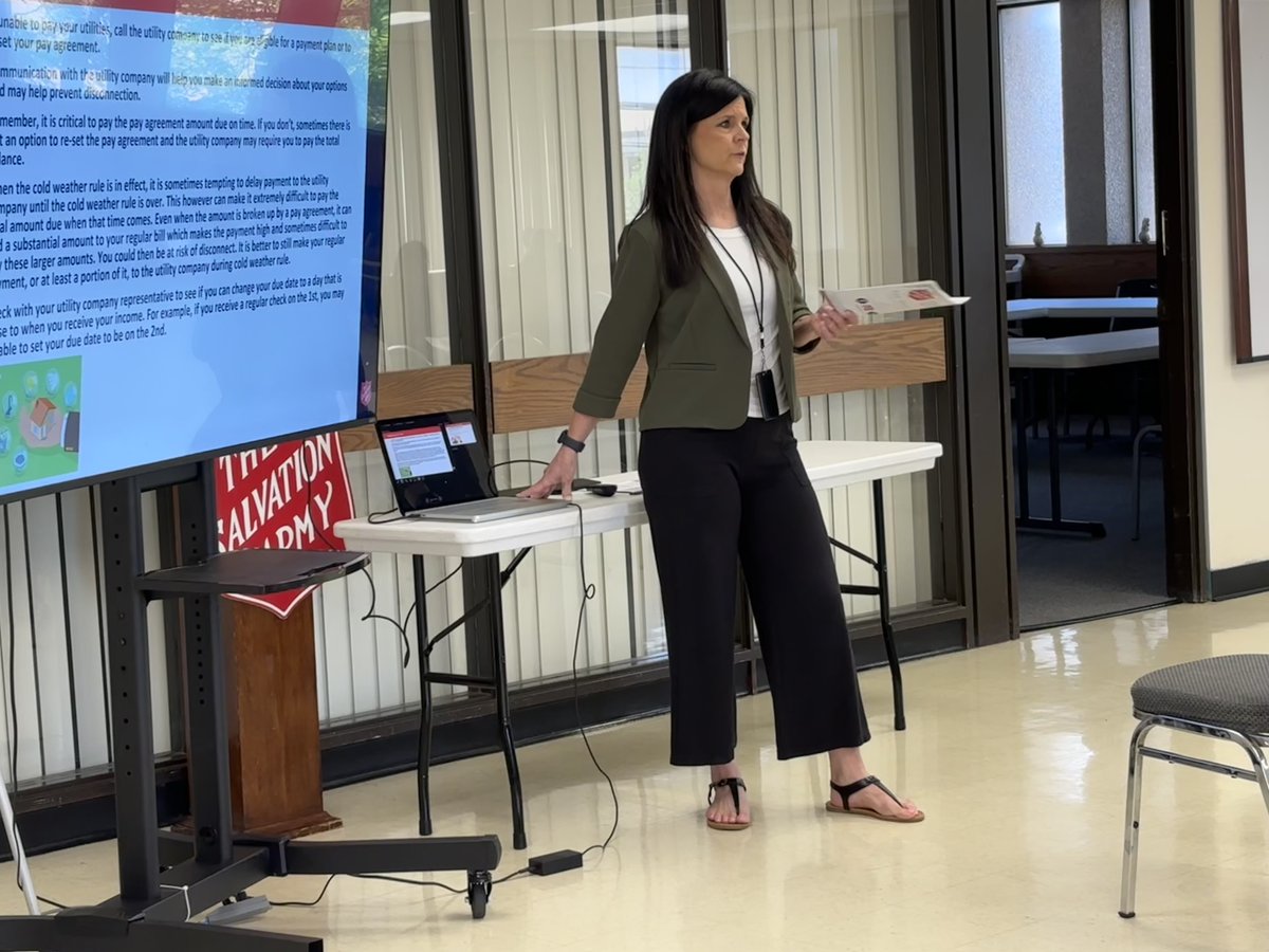 salvationarmyks's tweet image. Another Utility Education Class wrapped up today in Wichita. Thanks to Kimberly (Evergy), Dulcy (SA), &amp;amp; caseworkers Jeff &amp;amp; David for helping clients take the next step toward energy support.

Need help with your gas bill?
centralusa.salvationarmy.org/wichita/utilit…

#UtilitySupport #DoingTheMostGood