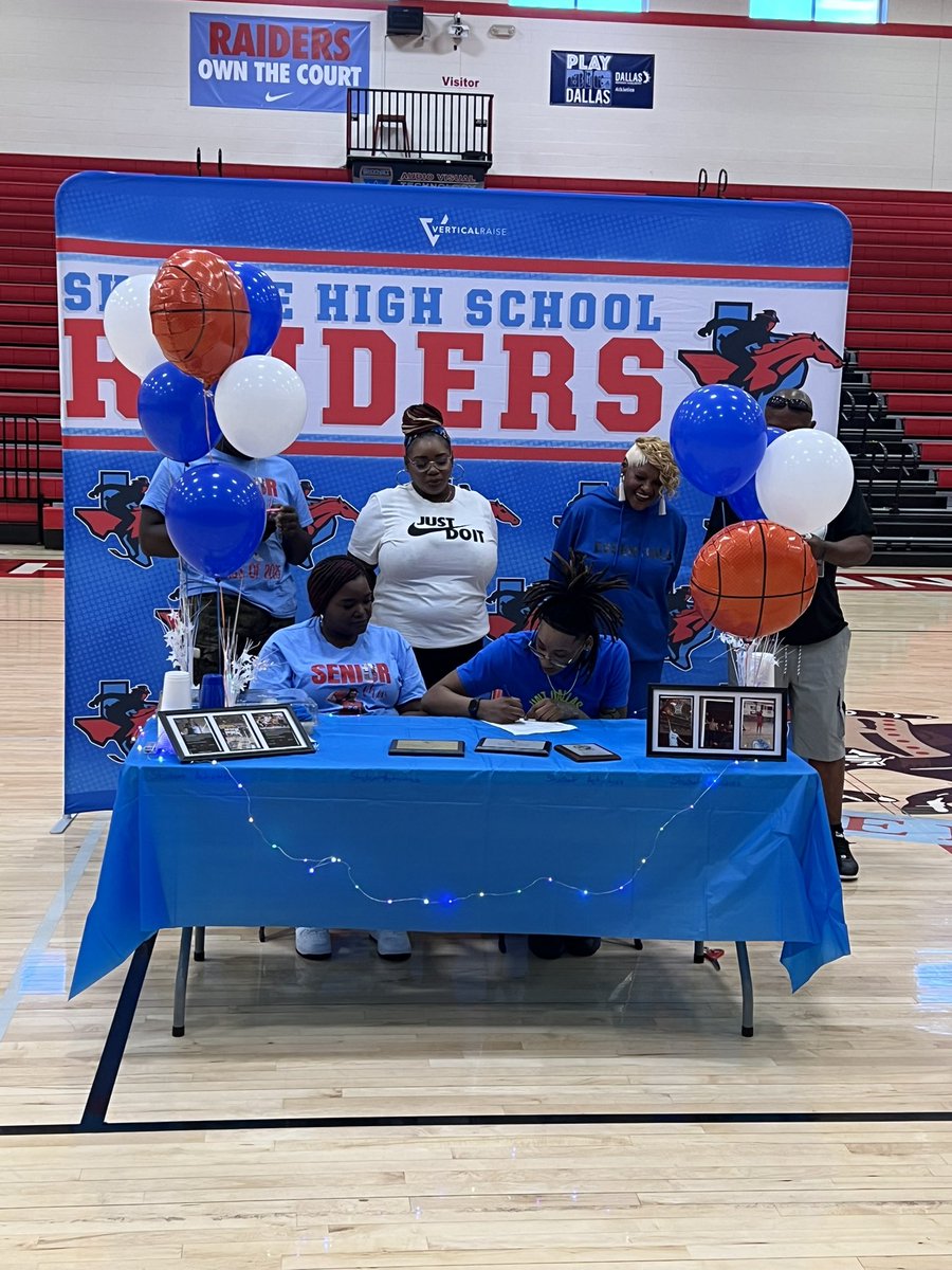Congratulations Khalaiziah and Morgan.  Skyline is very proud of you!!
<a href="/dallasathletics/">Dallas ISD Athletics</a> <a href="/Skyline_Raiders/">Skyline High School</a> 
<a href="/dallasschools/">Dallas ISD</a>