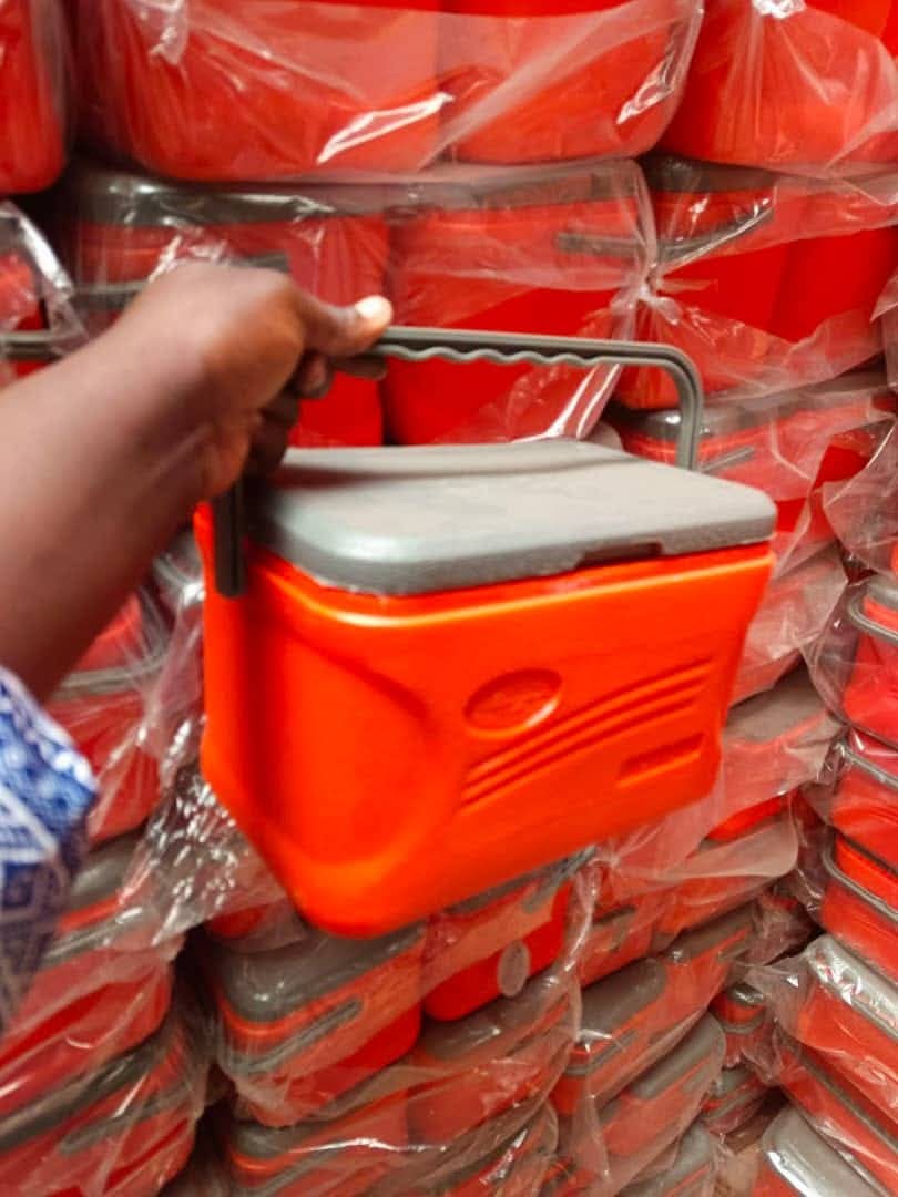 Hurlami's tweet image. 5L cooler
#7500
Call or WhatsApp:09073693462

 #sourvenirsinlagos #lagosvendorsfinder #lagosvendors  #Abujavendors #ilorinvendors