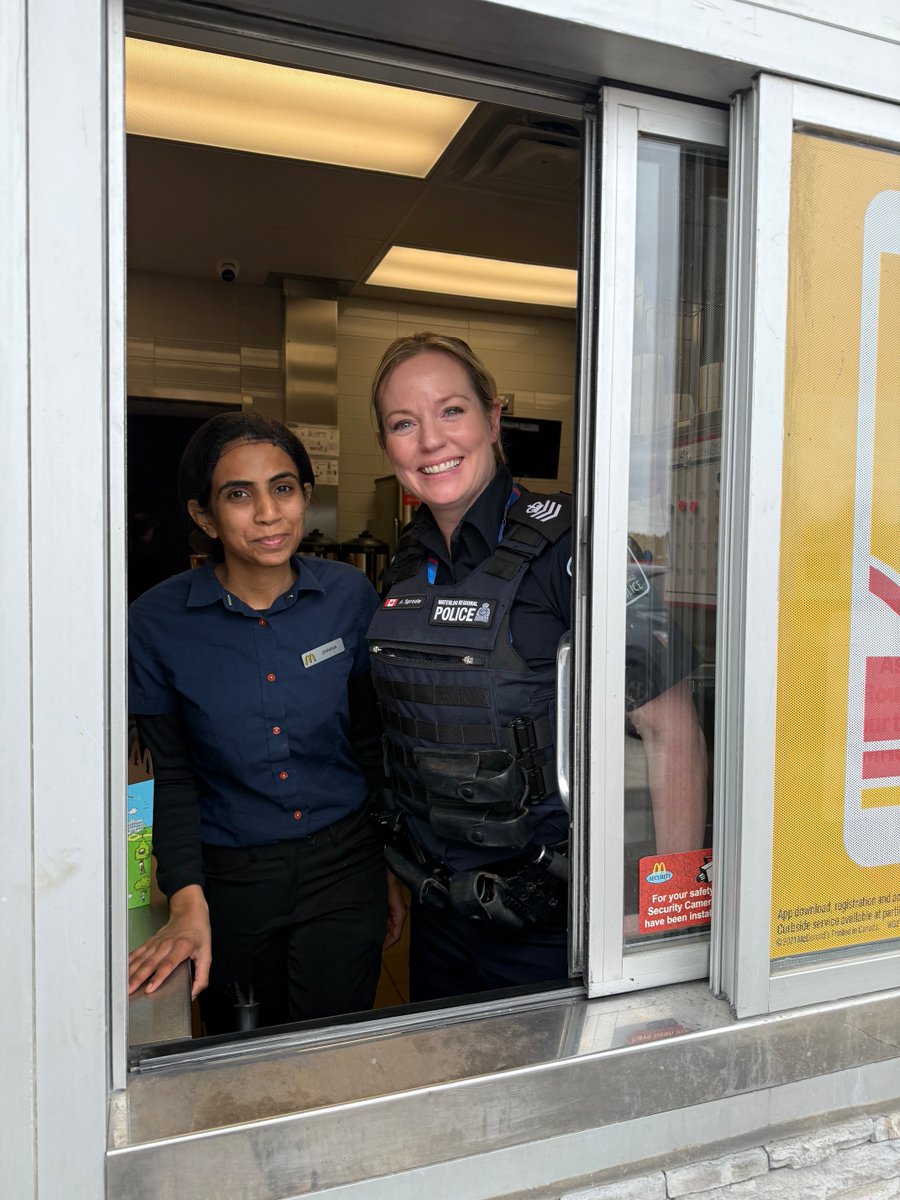 WRPSToday's tweet photo. Today, members are stopping by McDonald’s locations throughout Waterloo Region to lend a hand on #McHappyDay to help raise funds for families who need it most. 

Thanks to everyone who came out and showed their support! https://t.co/3eQuTGRadF