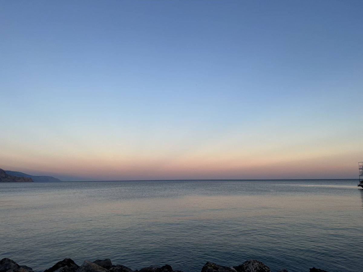 Coucher de soleil mais en #Crète 😉😎
Pas dans mon #Finistere #Bretagne