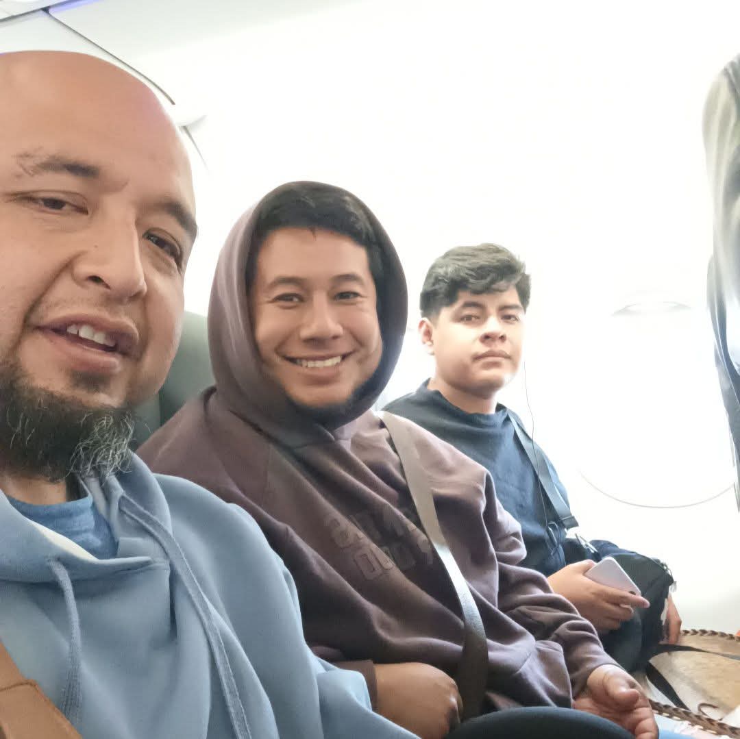 Amigos de #Simojovel #Chiapas nos vemos en la tardecita para celebrar a todas las mamis 🎉🎉 

Gracias Gobierno Municipal de Simojovel, Chiapas 2024-2027 por la invitación y a #BallinasProducciones por la confianza ❤️ 

#AllStaarCircusCenter #PelillosDeCuliacan #DiaDeLasMadres