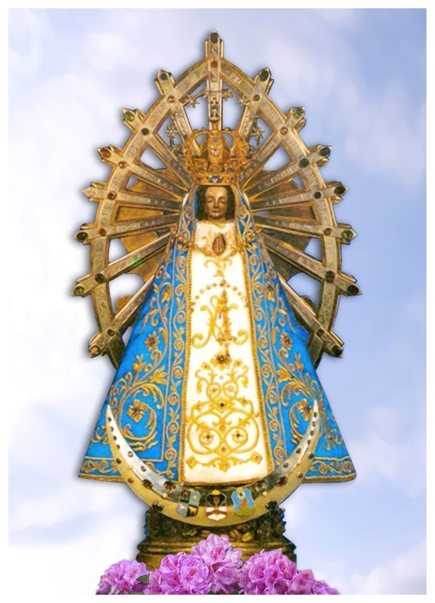 NUESTRA SEÑORA DE LUJÁN 08 DE MAYO
La imagen de la Virgen de Luján llegó a Argentina en 1630 y protagonizó un milagro al detenerse la carreta que la transportaba, marcando su lugar en la estancia de don Rosendo. Desde entonces, fue venerada por muchos, incluyendo el Negro Manuel,